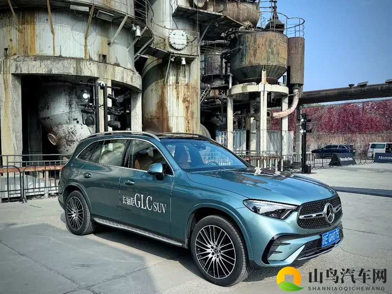 豪华全场景出行利器，试驾奔驰GLC L SUV有感-1