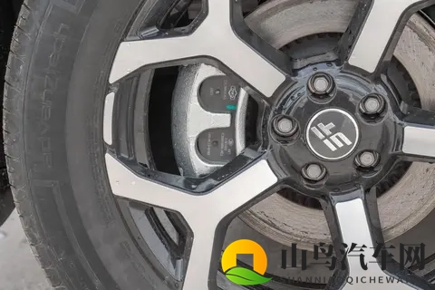 捷途山海T1:独特方盒子造型,家用出行好帮手,适合全家一起玩-3