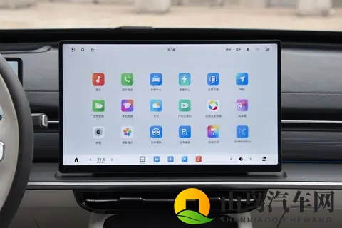 37秒破百+无框车门！这台国产轿跑自己就是一道流动的风景-3