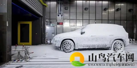纯电GLB即将亮相：极寒测试通过，双排空间优化-2