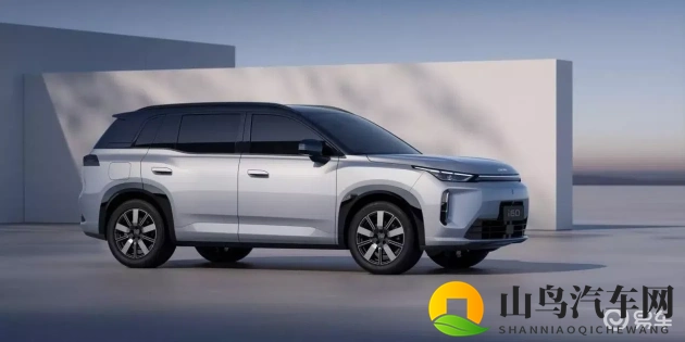 机对机的应用大全2024：2024汽车行业：智能升级，服务革新大揭秘-1