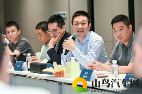 网暴,已经伤害不到李斌了-1