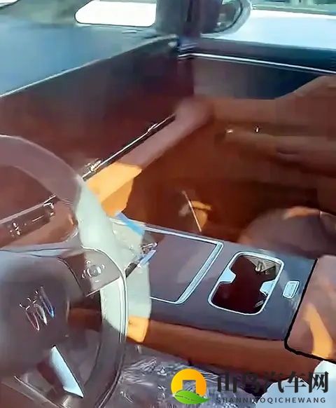 别克至境世家实车曝光！激光雷达+高通8775，家用MPV新标杆？-1