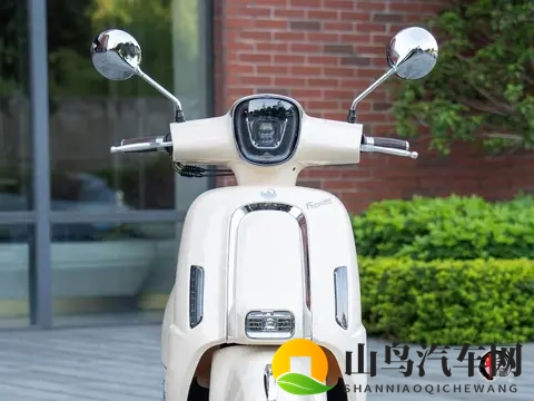 全彩仪表+智能解锁,2026款飞鹰F150复古踏板配置升级,5380元起-1