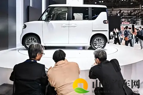 比亚迪在日狂卖3万辆，日产亏18亿美金传噩耗，中国反击刚开始！-2