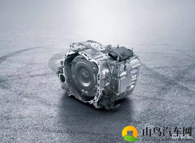 黑人 巨大 迪克 娇小 亚洲女：黑人身材巨大，与娇小亚洲女性形成鲜明对比-1