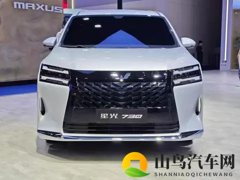 10万级全能家用车!五菱星光730,三大动力+双独悬,768万起-1