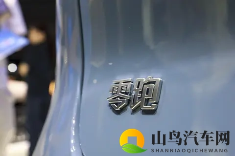 零跑Lafa5不再定义用户年龄，只要心态正确60、80、00后都是用户-2