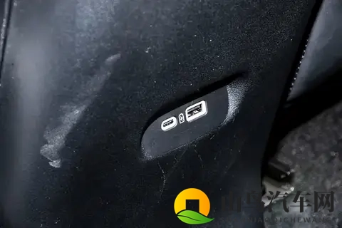 不到20万买六座SUV，二胎奶爸真实用车感受-2