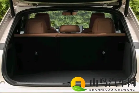 风云A9L光辉正式上市: 智驾与豪华双维度进阶-1