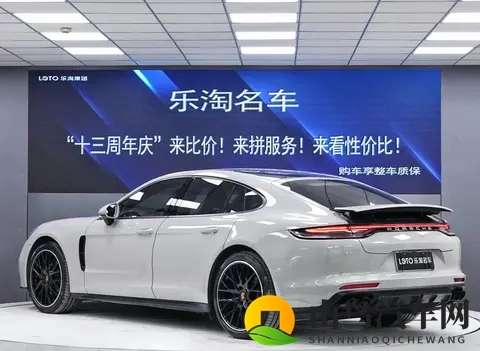 一级肉体全黄裸片：全黄车身惊艳亮相，汽车新品引领潮流-3