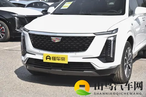 雨天试驾凯迪拉克XT5-1