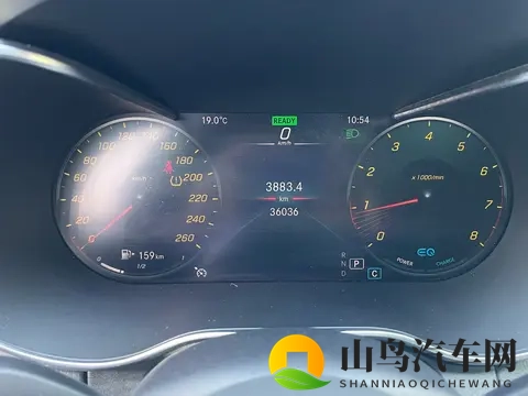 三年奔驰C级一手车,15万代步香不香?-2