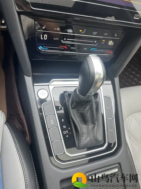 12万多拿下准新大众迈腾,宜商宜家高性价比之选-1