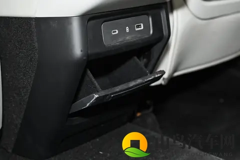 拆解2026款领克09：当价格、空间、动力、智能与配置形成合力！-2