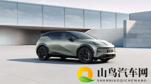 内饰升级 动力续航提升 新款极氪X迎上市-2