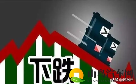 油价跳水车主静悄悄,电车吃火锅加油站长叹气,下个十年开啥车上路-2