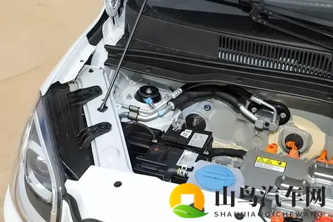 续航403km+快充，这款车凭什么成5万级代步车？-1