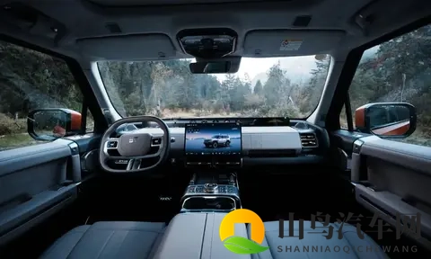 这台方盒子SUV太全能了！关键价格还不贵-2