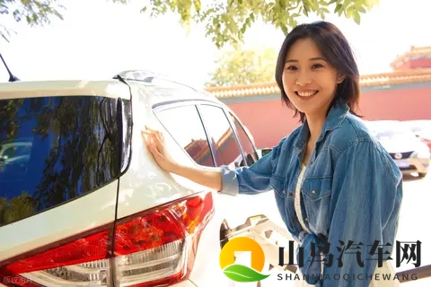 新能源车月销量首次超越燃油车,背后是3个不可逆的残酷真相-1