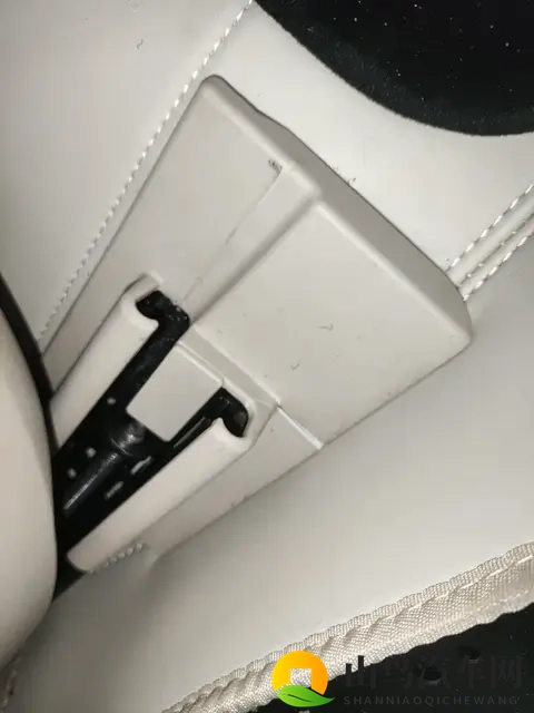 黄色破解：揭秘非法破解之道，远离黄色陷阱-3