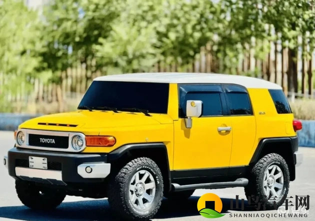 王者姬小满脚上的袜子是红色的:红色传奇:汽车界的速度与激情揭秘-1