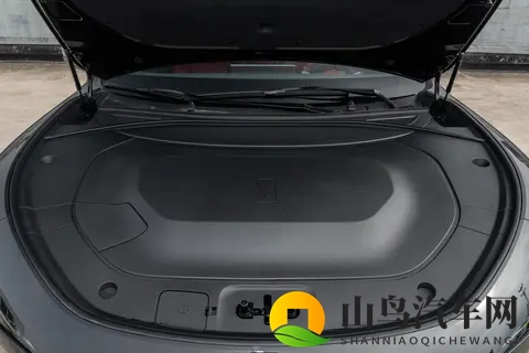 阿维塔12四激光雷达版：续航够长，充电够快，智能化体验拉满-1