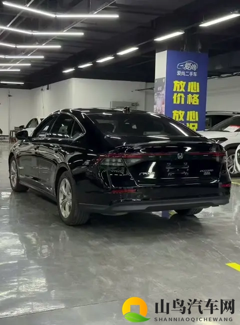 一手准新雅阁，家用代步好选择？13万多值不值！-1