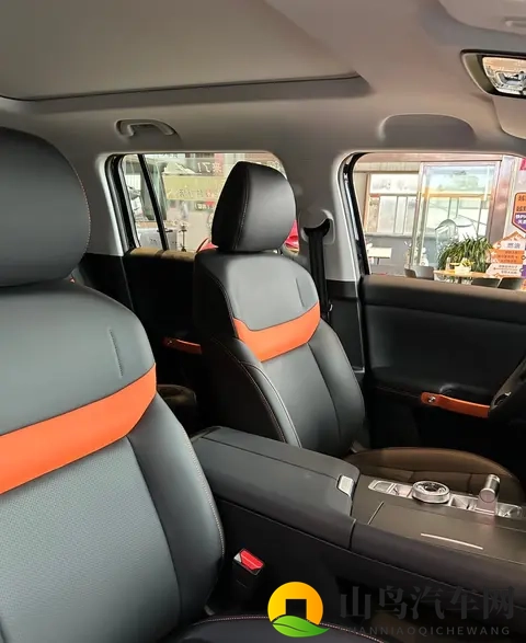 年轻人的“全能座驾”！BJ30旅行家如何拿捏“可城可野”？-2