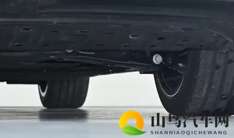 1399万起!深蓝L06纯电轿跑预售,续航高达670公里-1