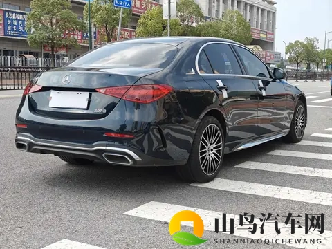 绿色精灵，一手22款奔驰C260L运动版，18万公里正当年！-1