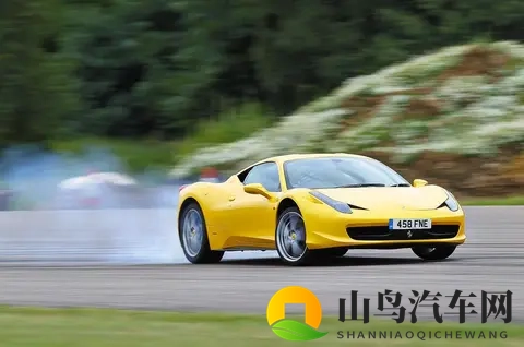 过去25年里，我们见证了现代汽车史上一些最具影响力的车型-2