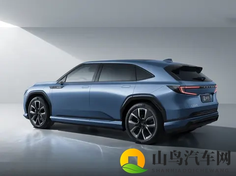 再降5万，起售价1499万元起的广汽本田P7能否扭转颓势？-3