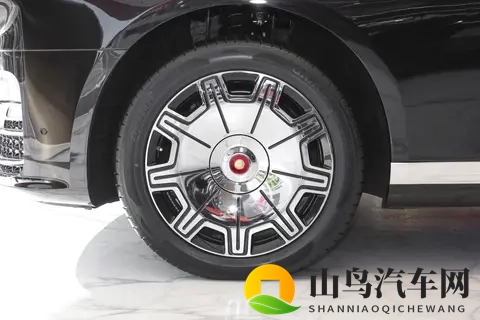 吃瓜爆料大赛反差：宣传与体验,汽车圈的反差大戏-1