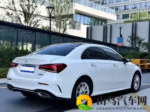 #二手车推荐#21年奔驰A级，一手车2万公里，都市白领代步优选？-2