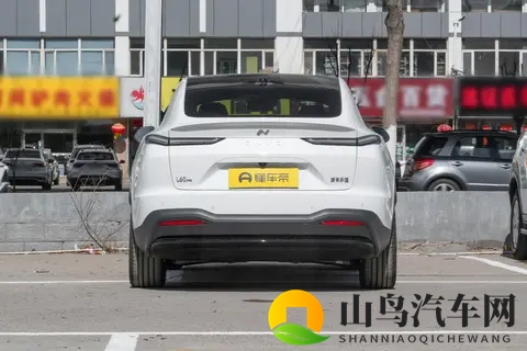 740km 续航 + 3 分 20 秒换电！乐道 L60，家庭出行告别续航焦虑-3