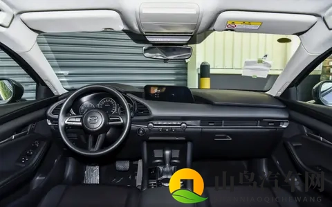 26款马自达3昂克赛拉配置解读，8款在售车型如何选？-3