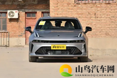 10万级运动轿车该怎么选？看这款，运动、科技、实用一应俱全-1