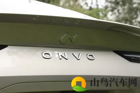 Model Y的科技,问界的“油箱”,乐道L60的“换电”:你更看好谁-2