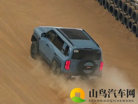 国产6大越野品牌，哪个是你心中的“越野王者”？-3