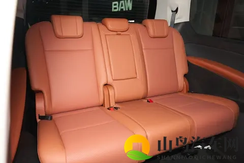 CLTC综合续航1420km 锐胜M8大型MPV正式预售 1698万起-1