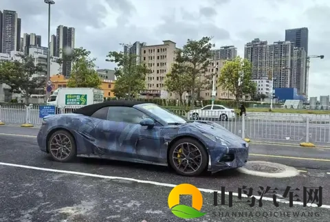 【E汽车】腾势Z敞篷版路试谍照曝光-1