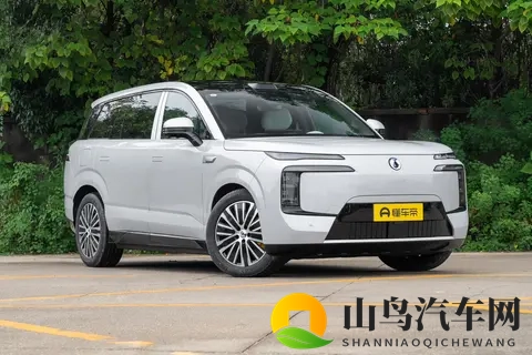 腾势 N8L 不一般!防晕车 + 强动力,家庭用车新标杆-1