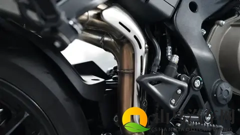 春风750SR到底输哪了?四缸跑车横向对比告诉你答案-1