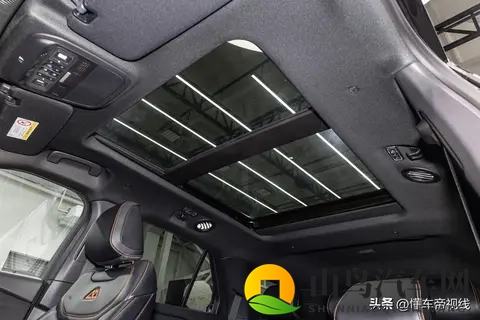 蜜桃成人网色情：未来出行大揭秘：智能驾驶与新能源汽车新纪元-2