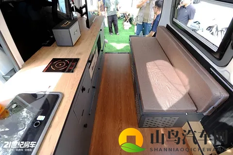 998万起，小空间 大作为！福田露营大师G7，实用主义者理想之选-2