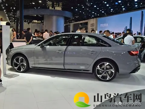 奥迪豁出去了!轴距超2米9,纵置20T+前后五连杆,才174万!-2