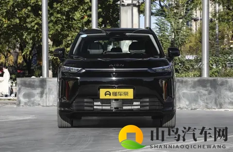 1198万起！埃安AION I60卷向混动：纯电_增程双选 综合续航1240km-1