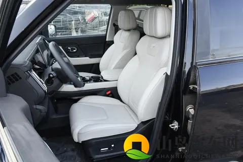 家用SUV可以看看这款,纯电续航147km,综合续航超1500km-3