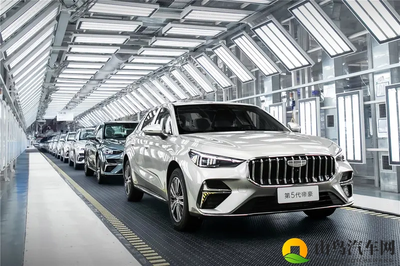 16年经典不衰，吉利第5代帝豪逐步让合资品牌感受到压迫感-1